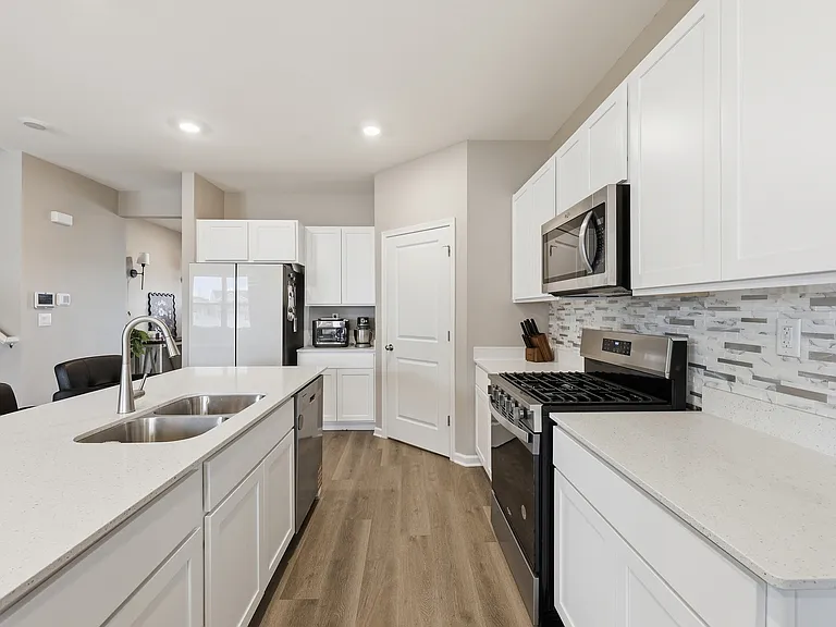 2282 Cobble Springs Dr — Photo 12