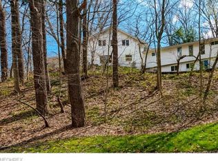 1289 Chagrin River Rd, Gates Mills, OH 44040