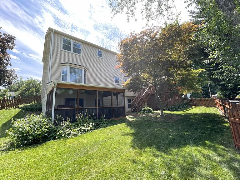 502 Clagett St SW — Photo 41