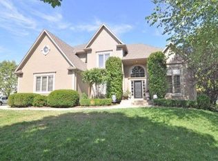 13009 Mohawk Ln, Leawood, KS 66209