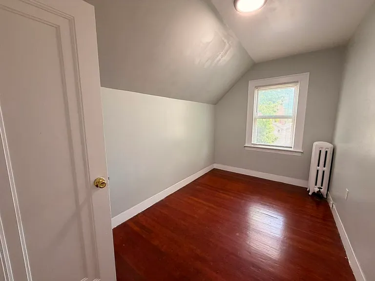 355 Sherman Ave #3A — Photo 6