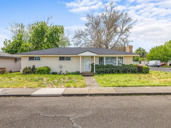 2215 W Clearwater Ave, Kennewick, WA 99336