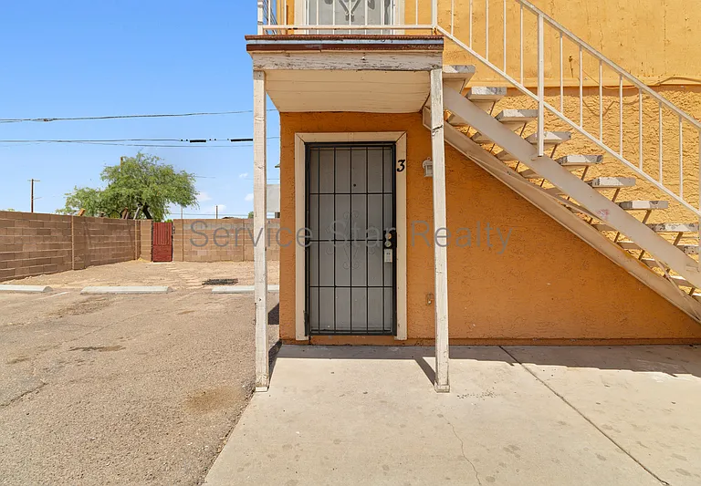 2510 E Pueblo Ave #3 — Photo 3