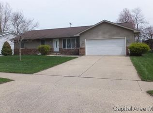 8116 Hunt Rd, Springfield, IL 62712