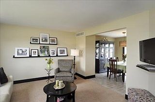 3rd image of 8885 Alanada Dr SE