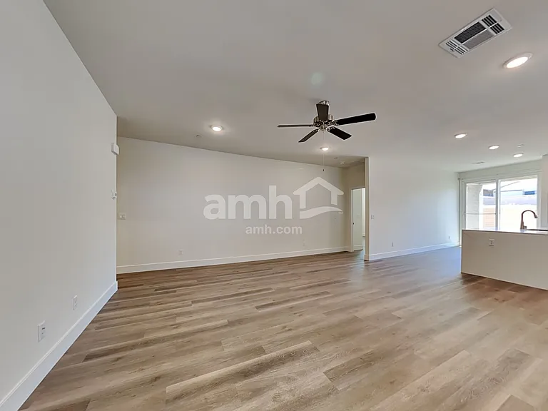 521 Silverbell Falls Pl — Photo 5