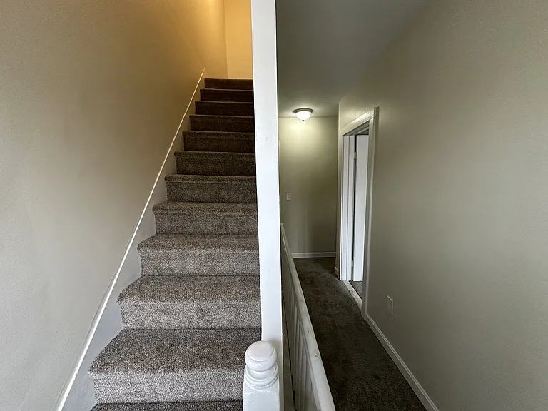 17 Park St — Photo 9