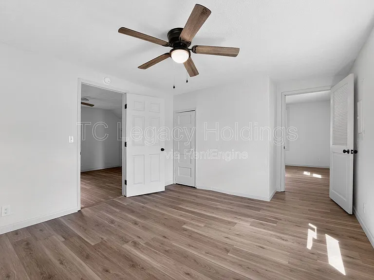 73 Beechwood Ave — Photo 24