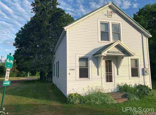 6783 W Whiteside St, Montreal, WI 54550