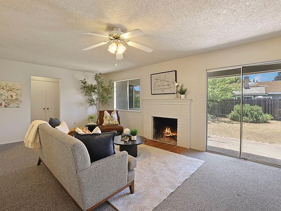 5th image of 1118 Fallbrook Dr