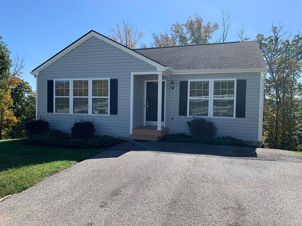 1st image of 170 Robin Hood Dr