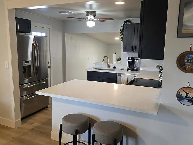 509 W Dana Ave — Photo 26