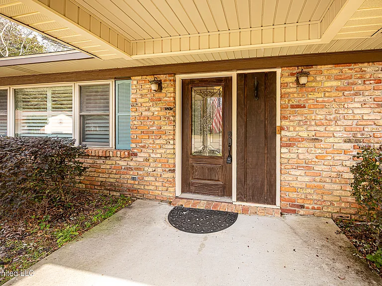 1107 Le Badine Ct — Photo 71