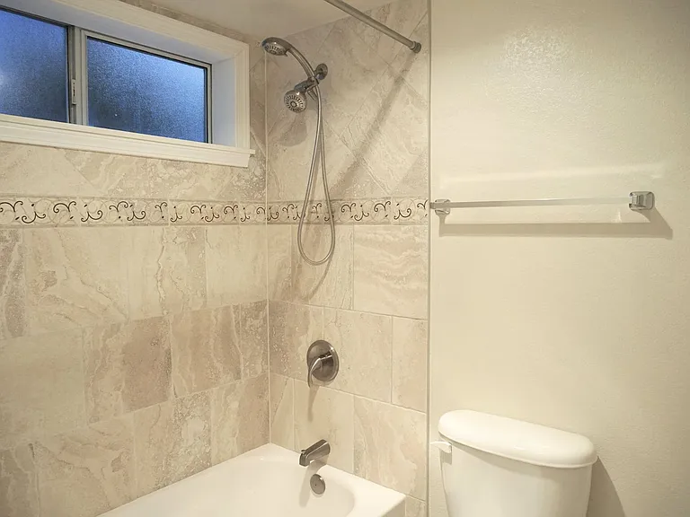 15433 Country Club Dr #A106 — Photo 8