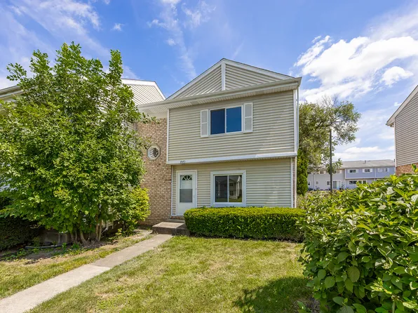 443 Mallview Ln, Bolingbrook, IL 60440