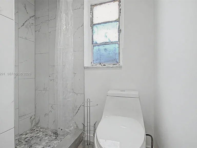 5917 SW 62nd Ter — Photo 21