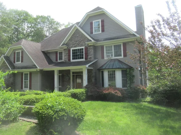 326 N Fostertown Road, Newburgh, NY 12550