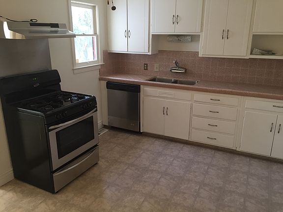 2nd image of 705 W Malone St