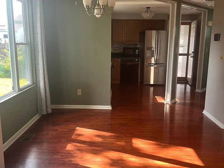 8499 Fathom Dr — Photo 3