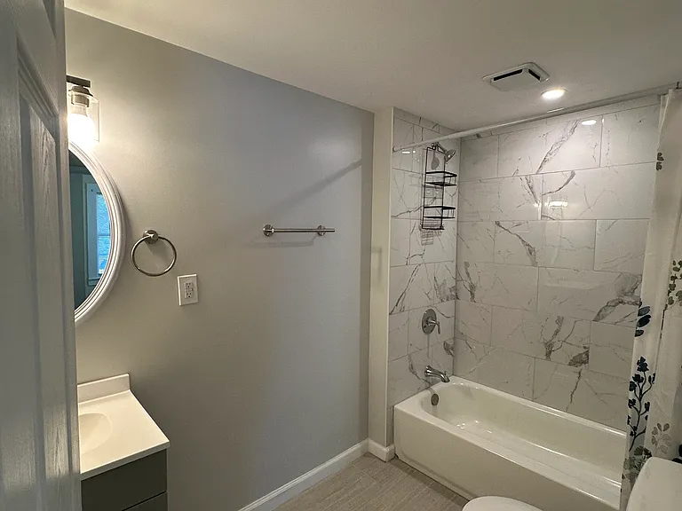 407 Moir St #4 — Photo 4