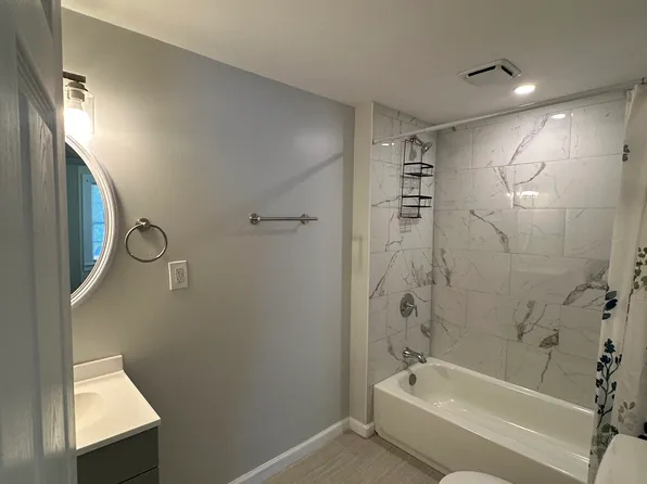 407 Moir St #4, Eden, NC 27288