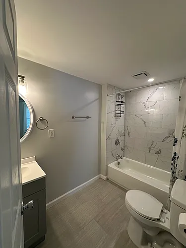 407 Moir St #4 Photo 1
