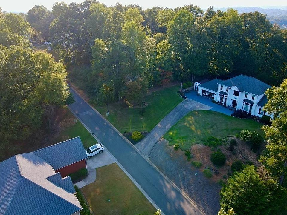 1st image of 98 Magnolia Ct #13