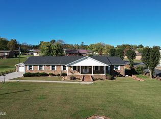 4253 Carters Valley Rd, Church Hill, TN 37642