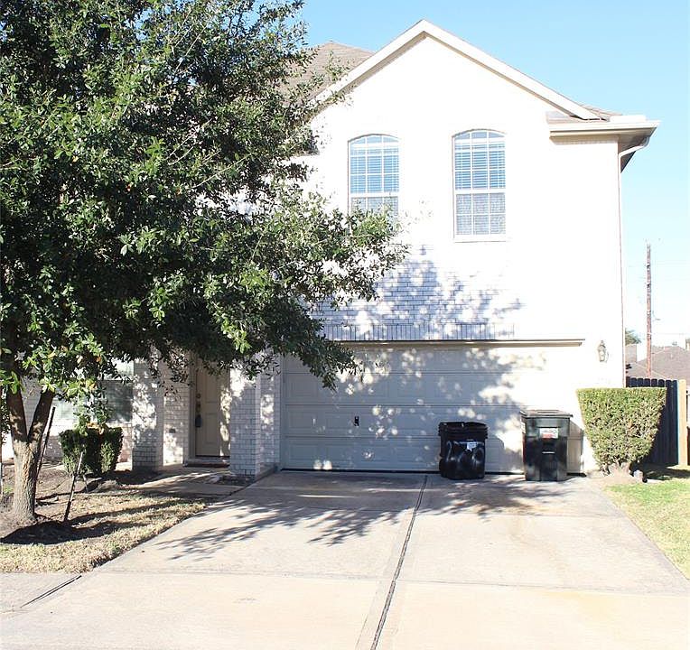 1st image of 2754 Marigny Dr