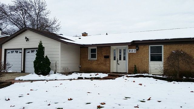 1st image of 903 E Cooper Dr