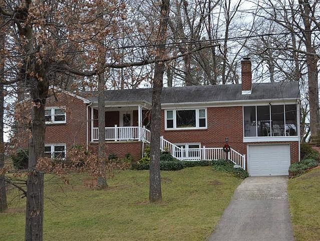 1st image of 135 Layton Ave