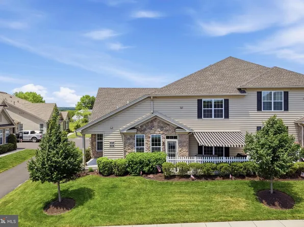 3367 Bushwood Dr, Perkasie, PA 18944