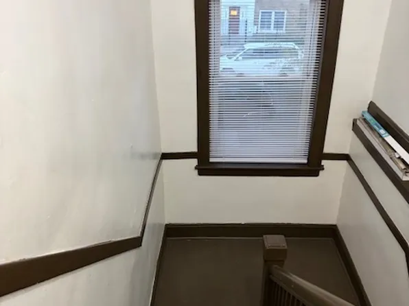 1119 N Harding Ave #1, Chicago, IL 60651