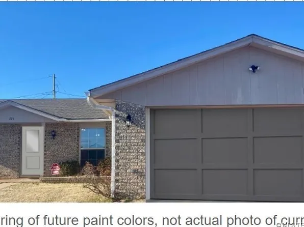 215 Swales Blvd, Elk City, OK 73644
