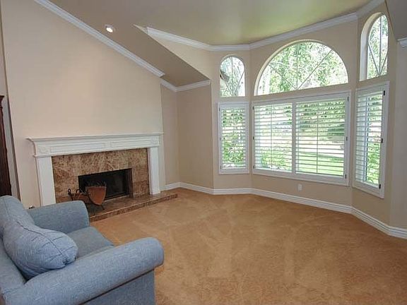3rd image of 5150 Lafitte Dr