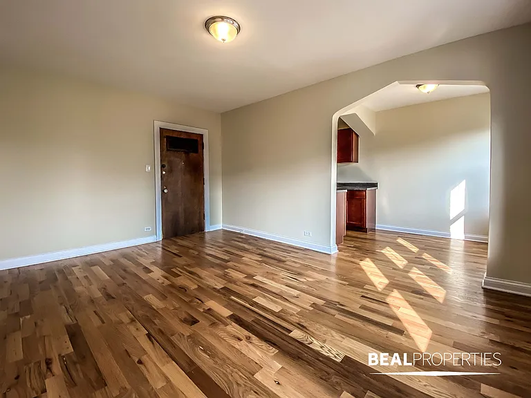 4737 N Hermitage Ave — Photo 10
