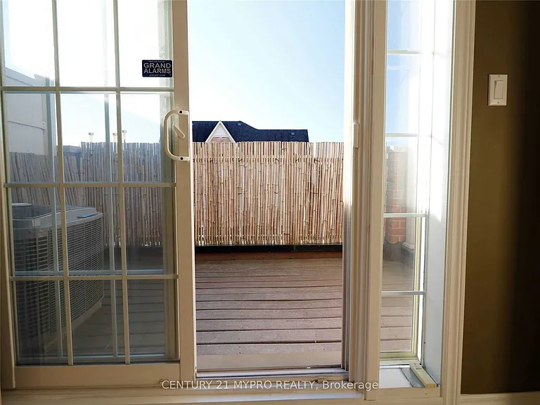 2491 Bur Oak Ave — Photo 12