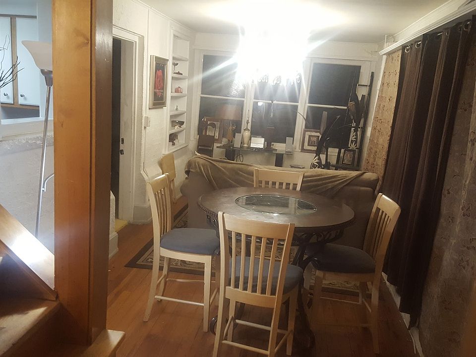 1st image of 42 N Lincoln St