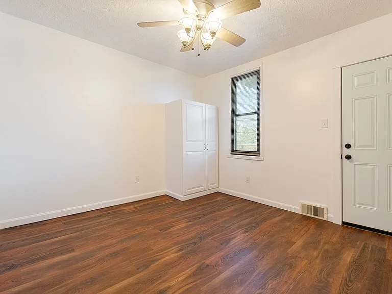4312 Lydia Street — Photo 10