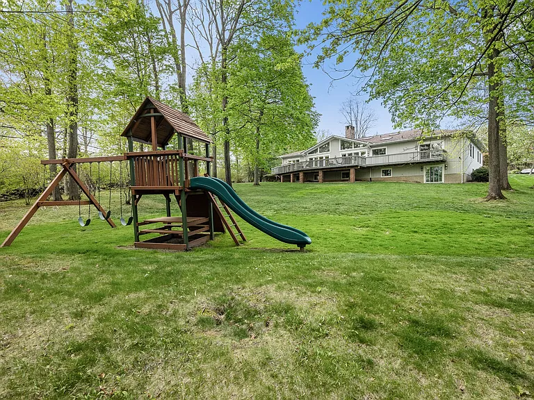 4 Mohican Trl — Photo 36