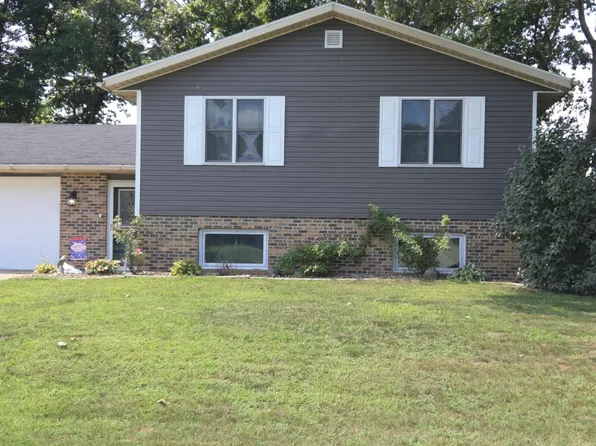 2660 N Rembrandt Ln, La Porte, IN 46350