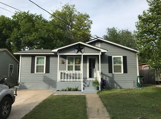 412 Charles St, Kerrville, TX 78028