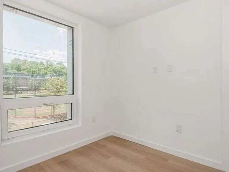 402 Jackson St #201 — Photo 2