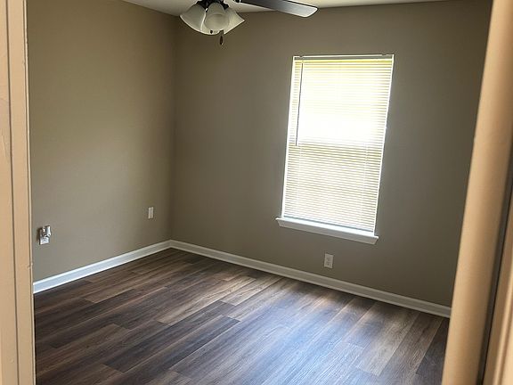 Second front bedroom