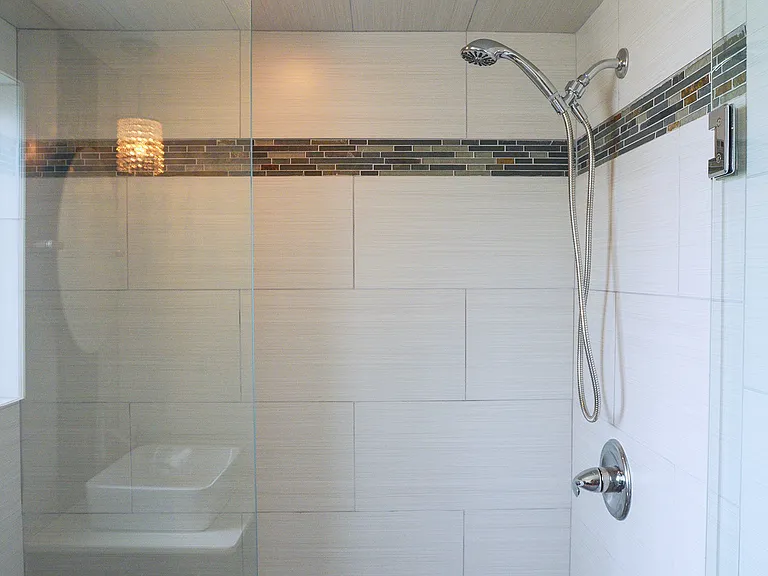 35 South Luxury Living Apartments — Photo 6