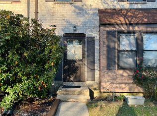 41 Bishops Dr, Aston, PA 19014