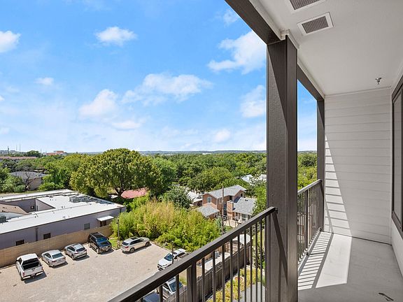 2nd image of 6324 N Lamar Blvd #305