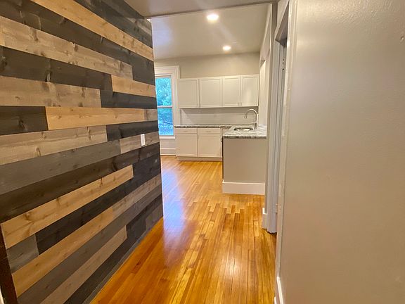 3rd image of 19 Pleasant St APT 4