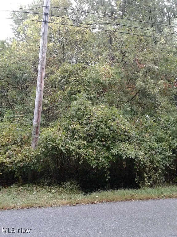 Sheffield Dr photo 1