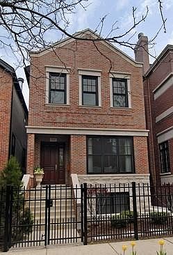 1st image of 3317 N Lakewood Ave